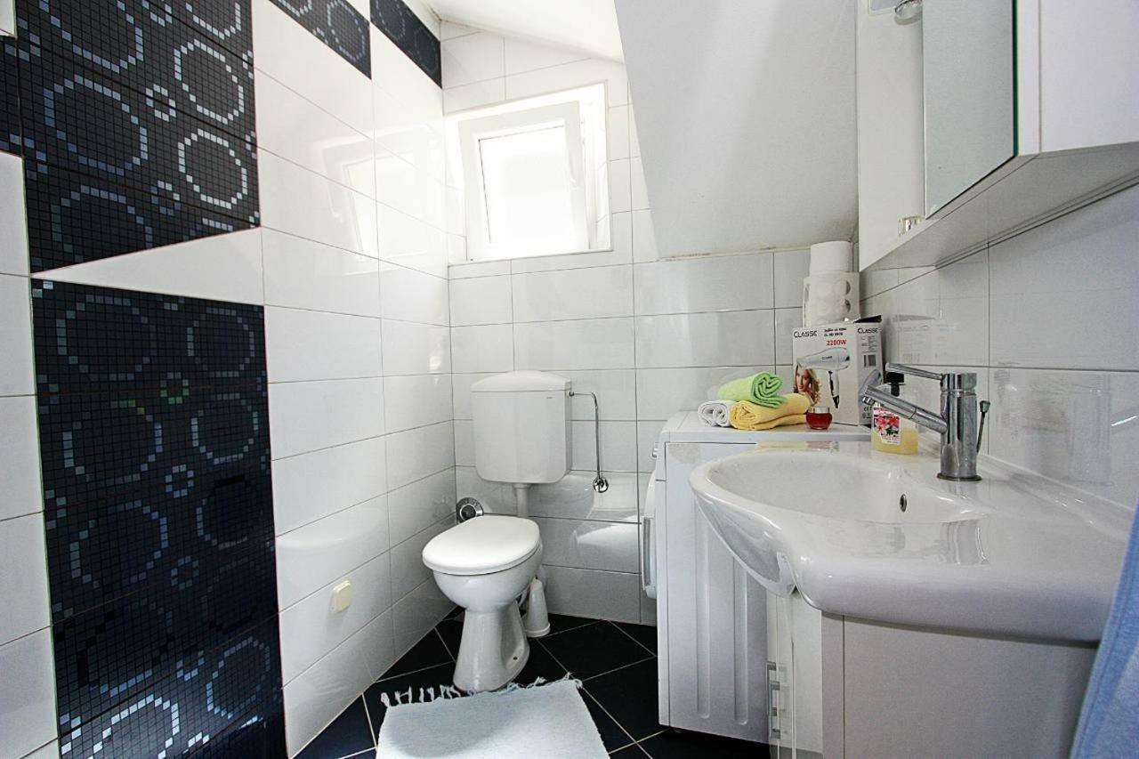 Apartmani Nila Пучишча Екстериор снимка