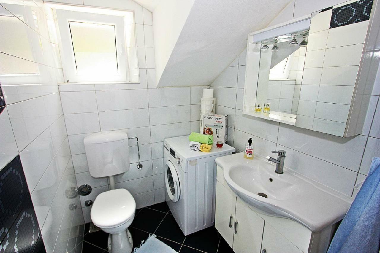 Apartmani Nila Пучишча Екстериор снимка